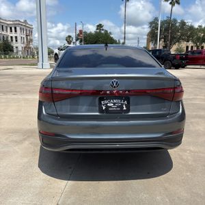 VOLKSWAGEN JETTA SE - 7