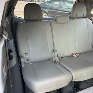 2020 Toyota SIENNA XLE 8-PASSENGER thumbnail 38