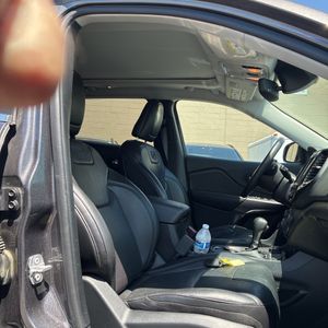 صورة مصغرة 33 لـ 2019 JEEP CHEROKEE OVERLAND
