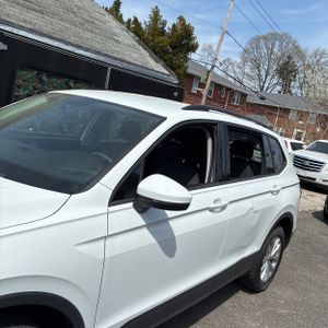 VOLKSWAGEN TIGUAN S 4MOTION - 4