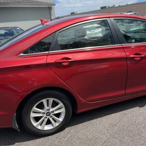 2011 Hyundai SONATA GLS — фото 9