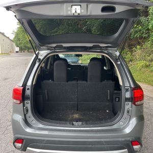 2017 Mitsubishi OUTLANDER SE — миниатюра 39