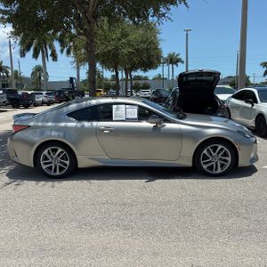 2022 Lexus RC 300 BASE — фото 9