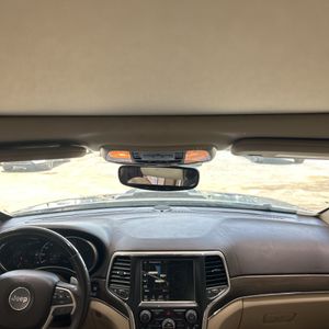 2017 JEEP GRAND CHEROKEE OVERLAND — фото 35