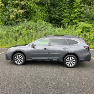 صورة 3 لـ 2022 Subaru OUTBACK PREMIUM
