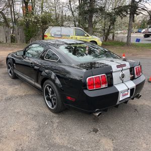 FORD MUSTANG GT DELUXE - 5