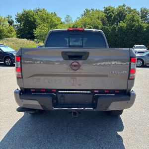 2022 Nissan FRONTIER PRO-4X photo 7