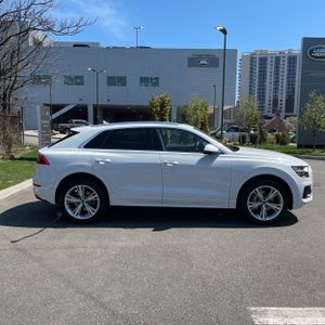 AUDI Q8 PREMIUM - 10