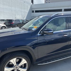 MERCEDES-BENZ GLS - 2