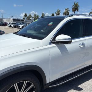 صورة 2 لـ 2024 Mercedes-BENZ GLE