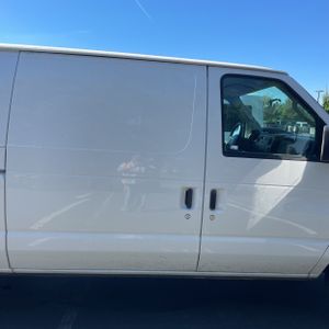 FORD E-SERIES E-150 - 10