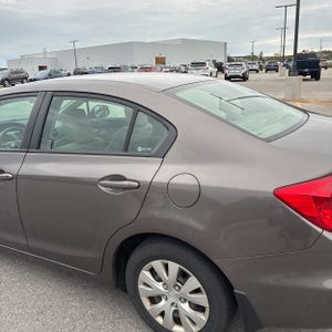 صورة 6 لـ 2012 Honda CIVIC LX