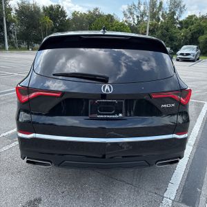 صورة 7 لـ 2024 Acura MDX W/TECH