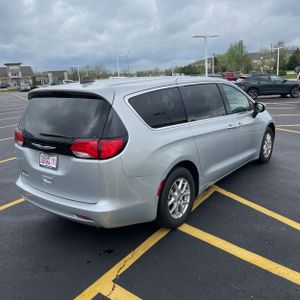 CHRYSLER VOYAGER LX - 8