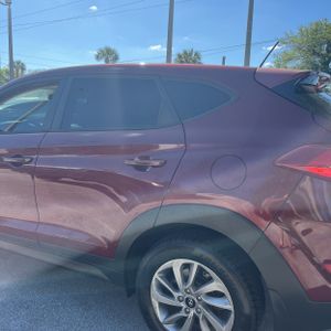 HYUNDAI TUCSON SE - 6