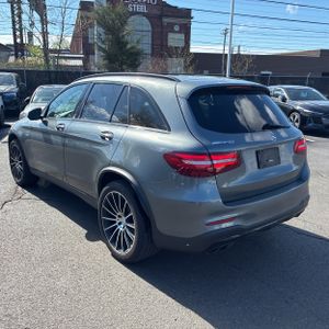 MERCEDES-BENZ GLC AMG - 5