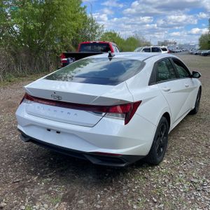 HYUNDAI ELANTRA SEL - 8