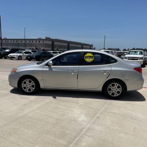 2009 Hyundai ELANTRA GLS 照片 3