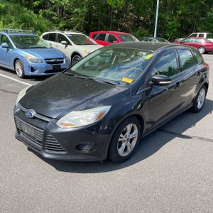 FORD FOCUS SE - 1