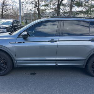 Volkswagen Tiguan SE R-Line Black 4Motion - 4