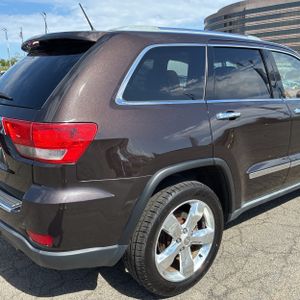 JEEP GRAND CHEROKEE OVERLAND - 9