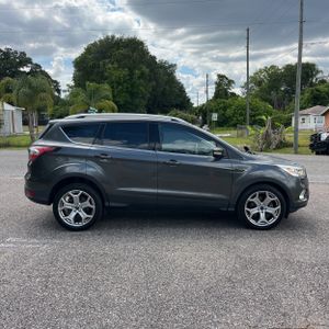 FORD ESCAPE TITANIUM - 10