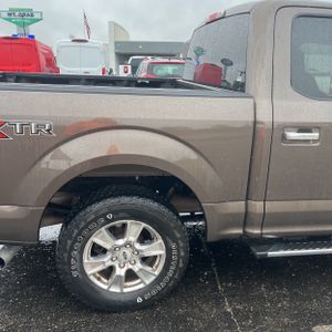 FORD F-150 XLT - 9