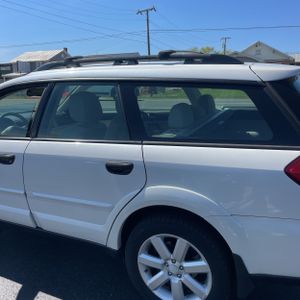 SUBARU OUTBACK BASE - 6