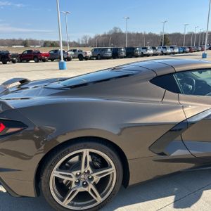 CHEVROLET CORVETTE STINGRAY - 9