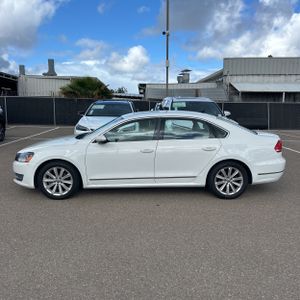 VOLKSWAGEN PASSAT SEL PZEV - 3