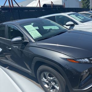 2022 Hyundai TUCSON SE 照片 9