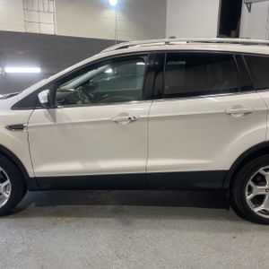 FORD ESCAPE TITANIUM - 4