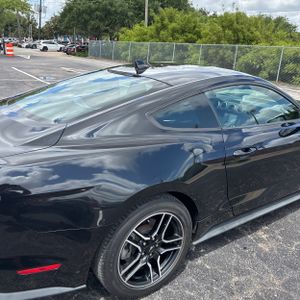 FORD MUSTANG ECOBOOST - 9