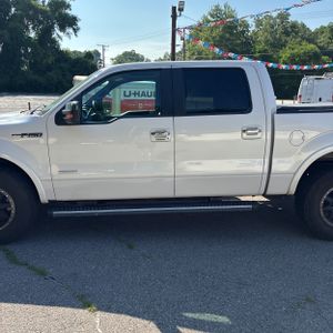 2013 FORD F-150 LARIAT photo 4