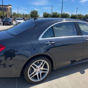 Mercedes-Benz S-Class S 550 - 9