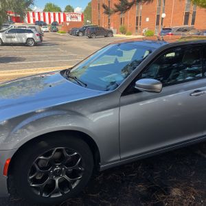 2017 Chrysler 300 300S 照片 2