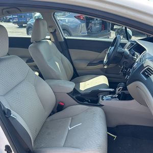 صورة مصغرة 32 لـ 2014 Honda CIVIC LX