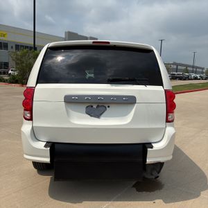 DODGE GRAND CARAVAN - 7