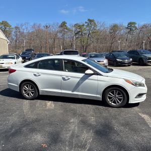 HYUNDAI SONATA SE - 10