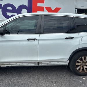 HONDA PILOT LX - 3