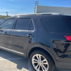FORD EXPLORER XLT - 6