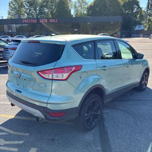 FORD ESCAPE SE - 8