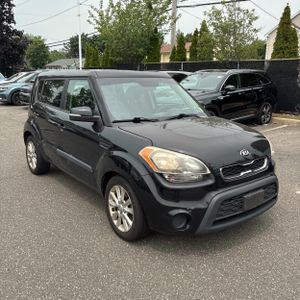 2013 KIA SOUL + thumbnail 12