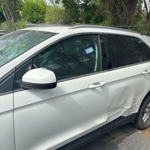 FORD EDGE SEL - 3