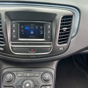 2015 Chrysler 200 S 缩略图 37