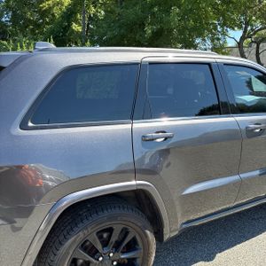 2019 JEEP GRAND CHEROKEE ALTITUDE photo 9