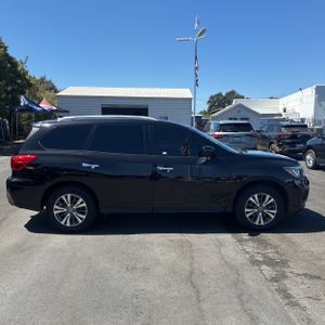 2020 Nissan PATHFINDER SV — фото 10