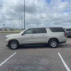 CHEVROLET SUBURBAN LT - 3