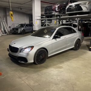 MERCEDES-BENZ E-CLASS - 1