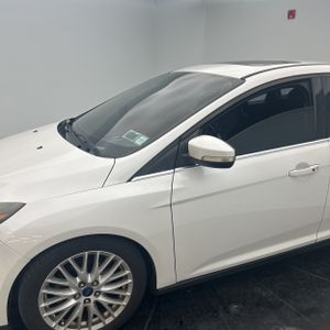 FORD FOCUS TITANIUM - 2